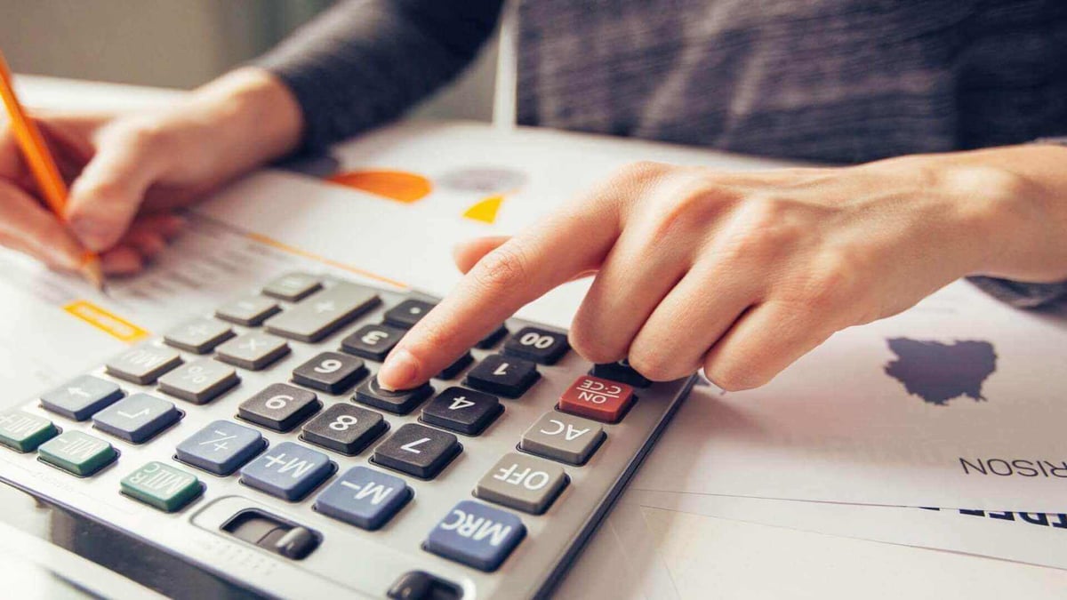 EOQ Calculator: Calculate Economic Order Quantity & Reduce Inventory Costs
